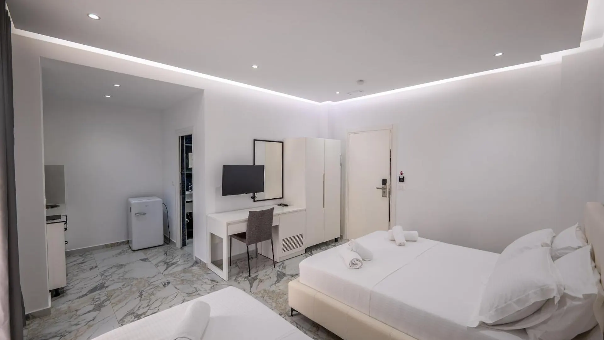 Apartments Margarita Ksamil