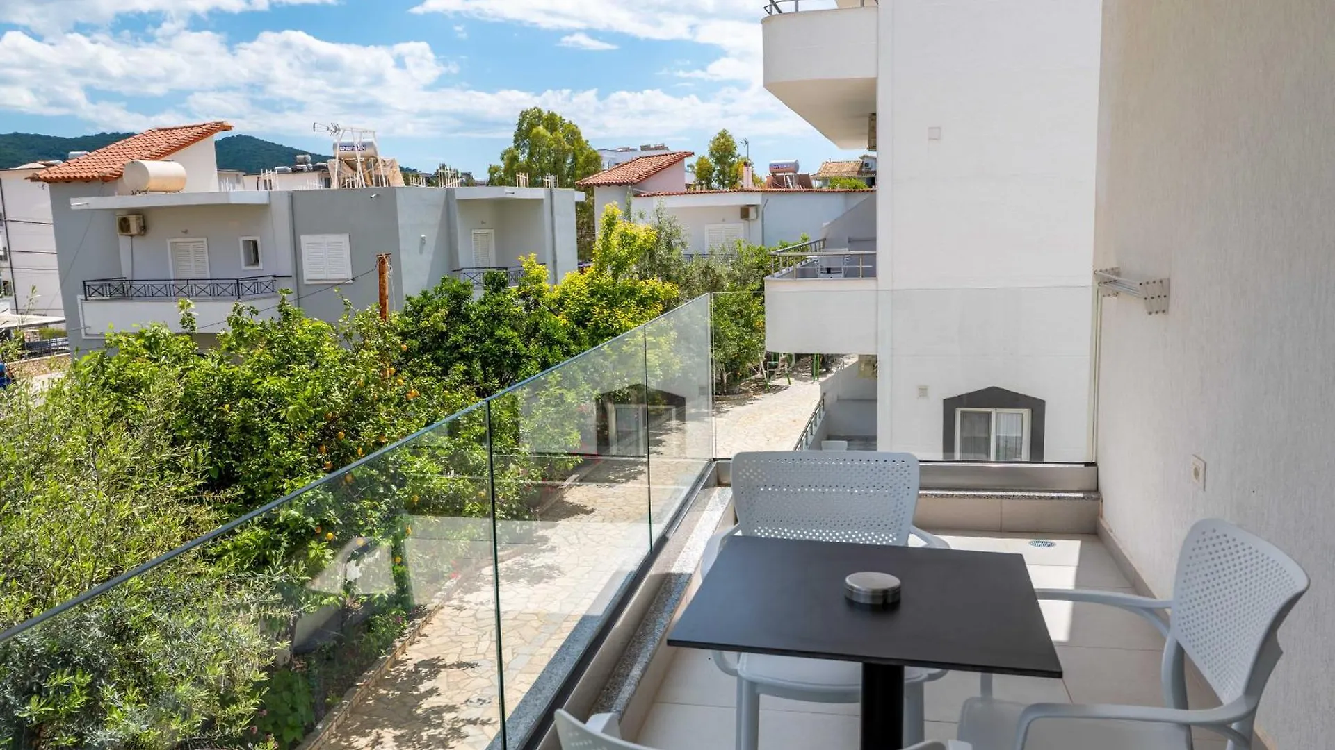 Apartments Margarita Ksamil