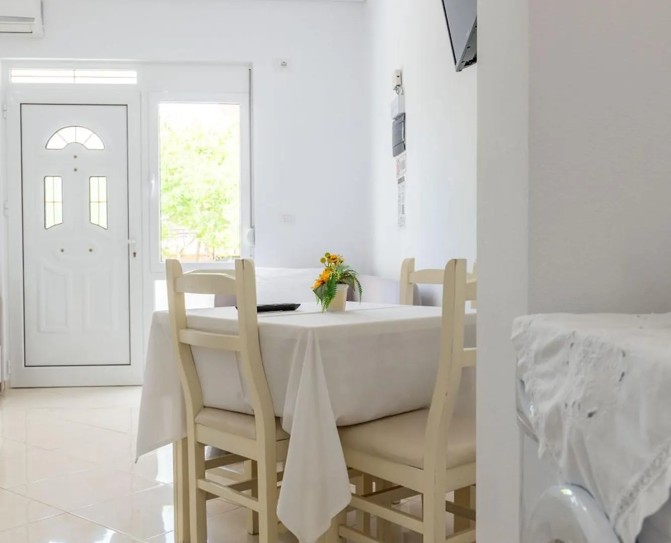 Apartments Margarita Ksamil
