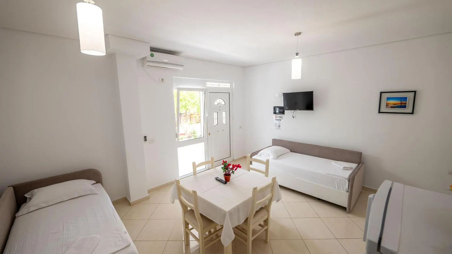 Apartments Margarita Ksamil