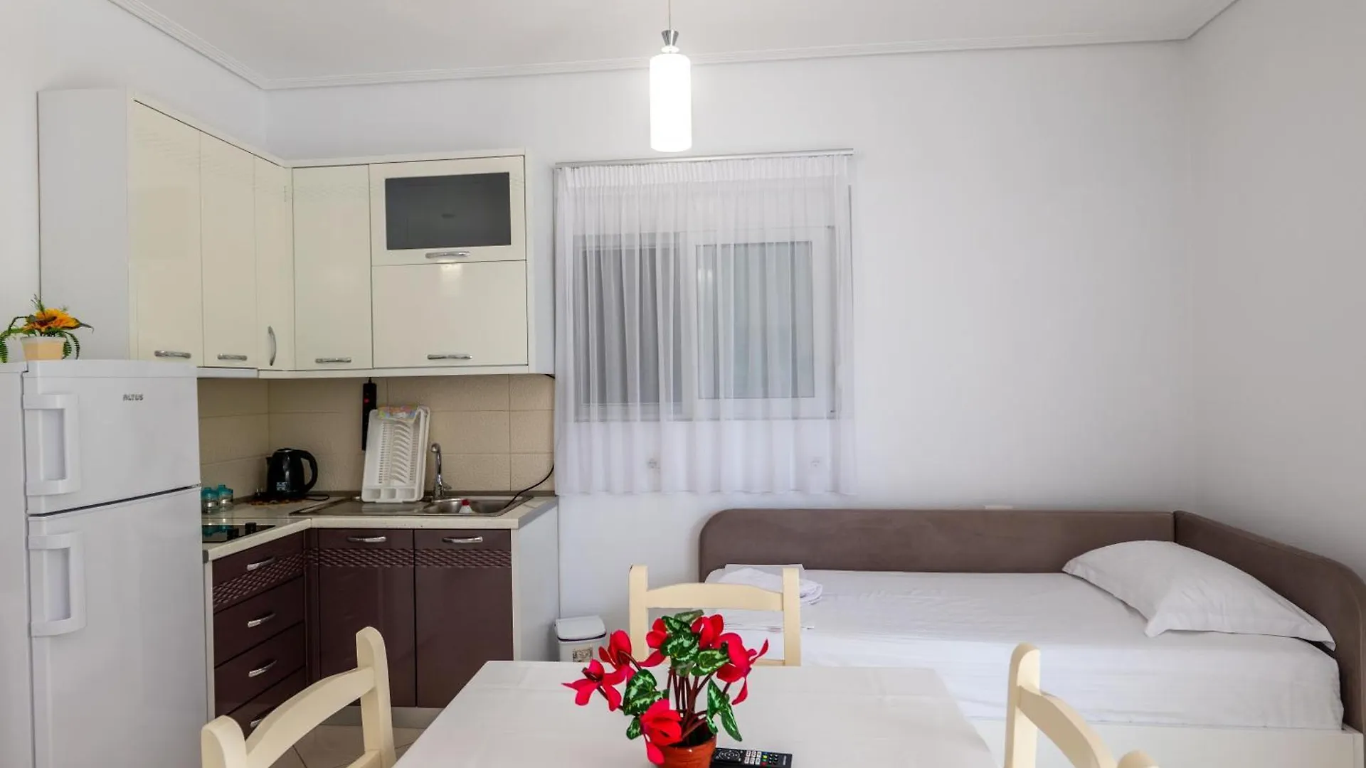 Apartments Margarita Ksamil