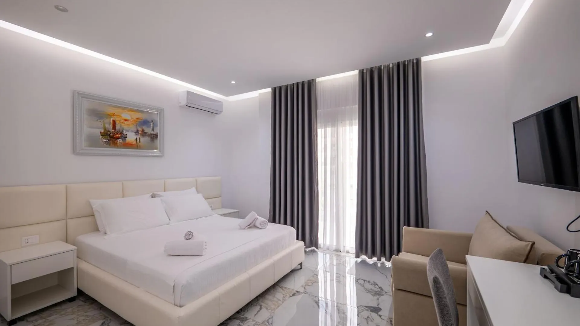 Apartments Margarita Ksamil